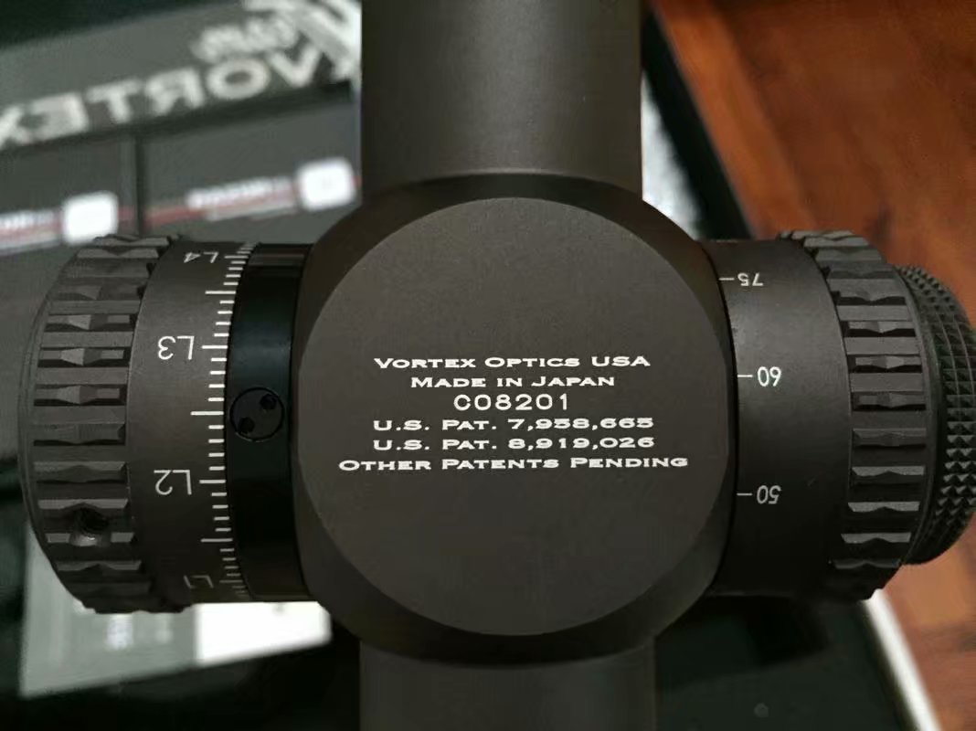 原装进口Vortex Razor HD Gen II 4.5-27×56 前置瞄准镜 9