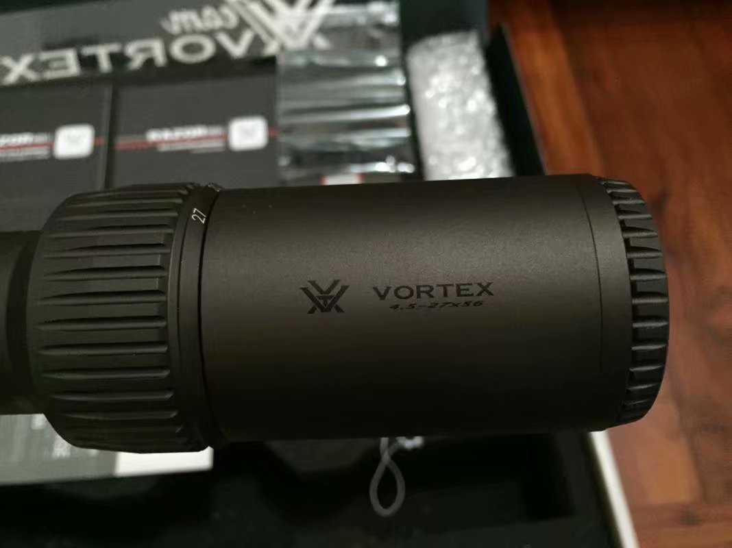 原装进口Vortex Razor HD Gen II 4.5-27×56 前置瞄准镜 8