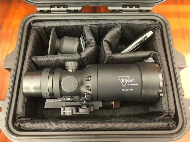 美国部队专用 热成像瞄 IR HUNTER MKII 35mm 60HZ红外热成像仪 1 美国部队专用 热成像瞄 IR HUNTER MKII 35mm 60HZ红外热成像仪 1