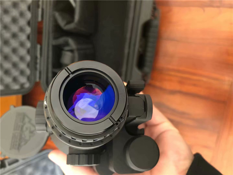 美国部队专用 热成像瞄 IR HUNTER MKII 35mm 60HZ红外热成像仪 6 美国部队专用 热成像瞄 IR HUNTER MKII 35mm 60HZ红外热成像仪 6
